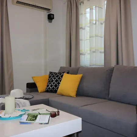 Lorena Lavanda 1 Holiday home Porec